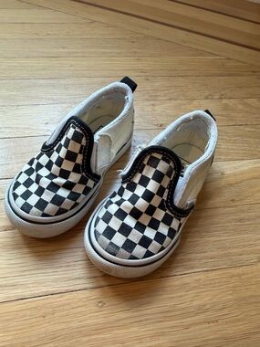 Vans: Kids Black and White Checker Slip-On Sneakers size 5.5C
